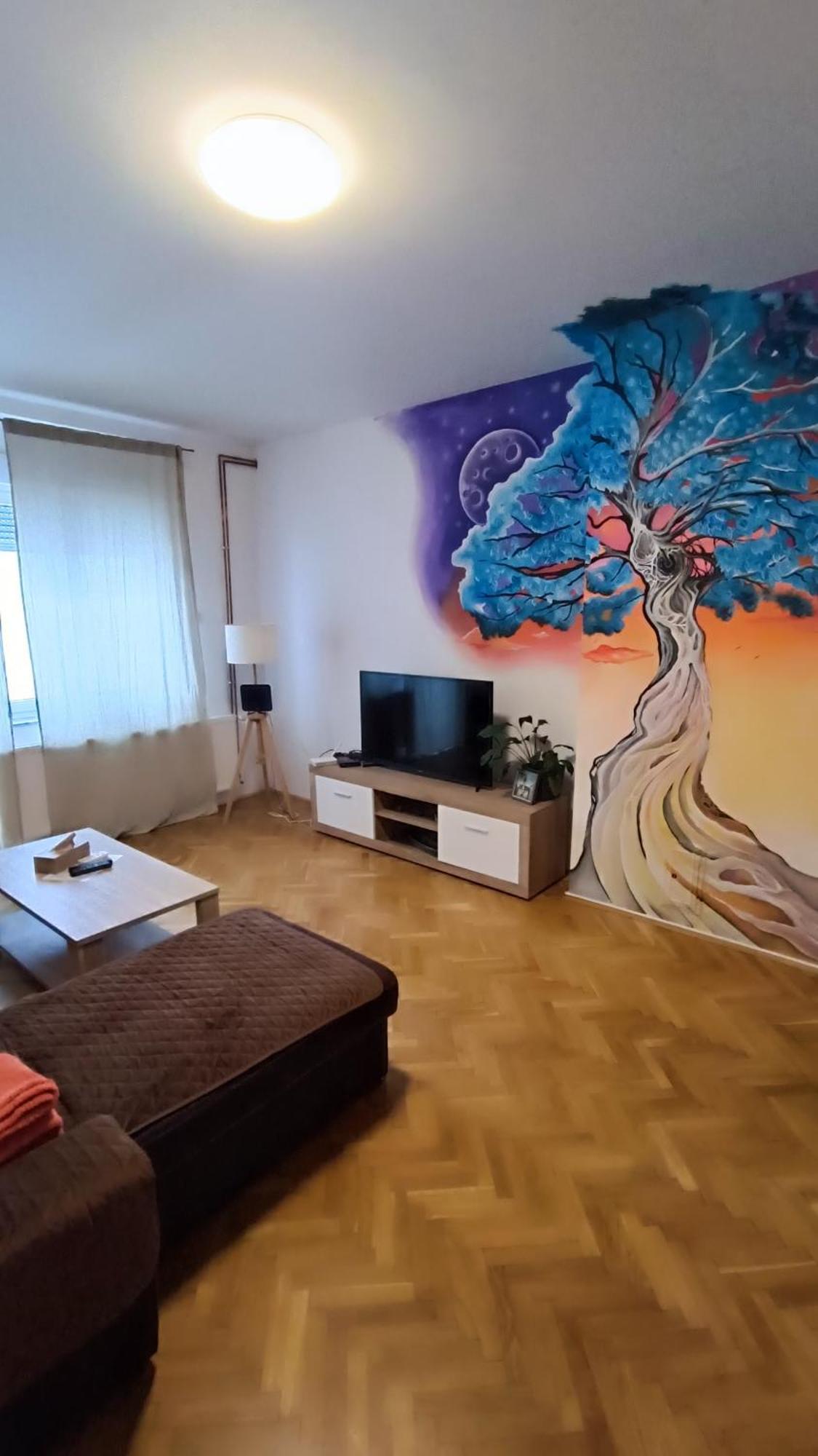 Apartamento Moon Tree *** Varaždin Exterior foto